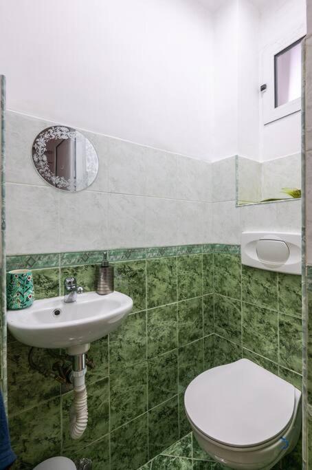 Spacious 3Bd Central Apartment Szófia Kültér fotó